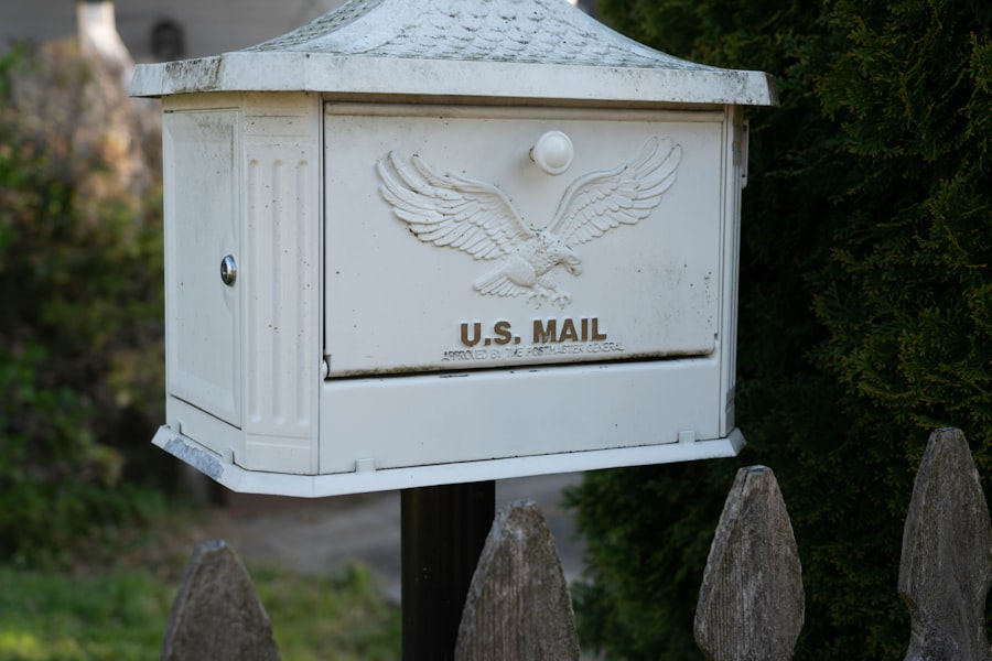 Can I Use Email Marketing to Promote Affiliate Offers? 3 Photo Email Campaign