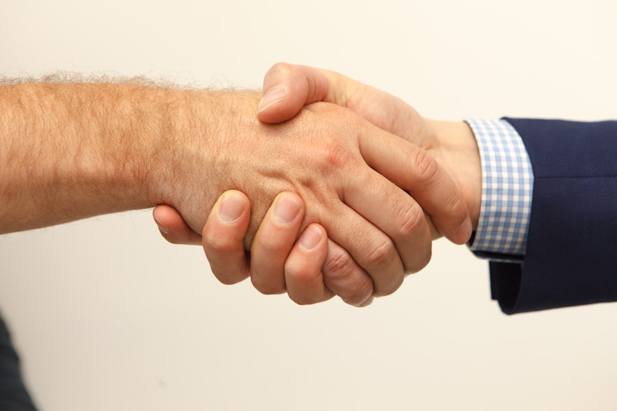 Photo Handshake deal